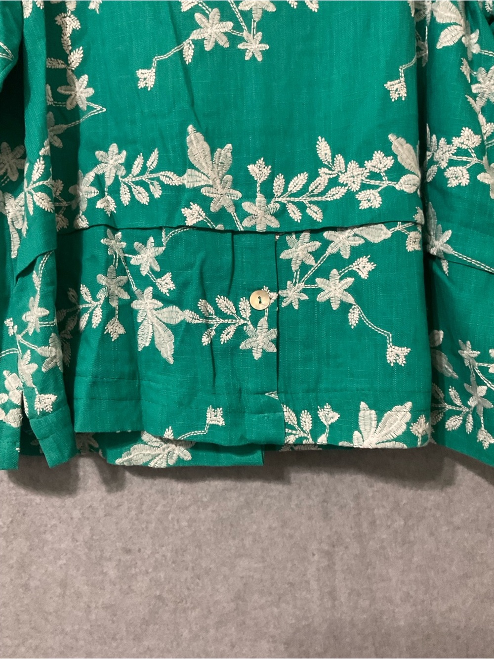 Soft Surroundings Women Green Floral Button-Front Blouse SZ L - Picture 8 of 13